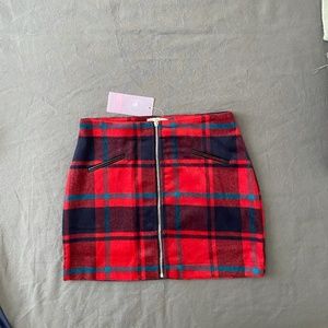 Fashion on Earth woman skirt. Size M